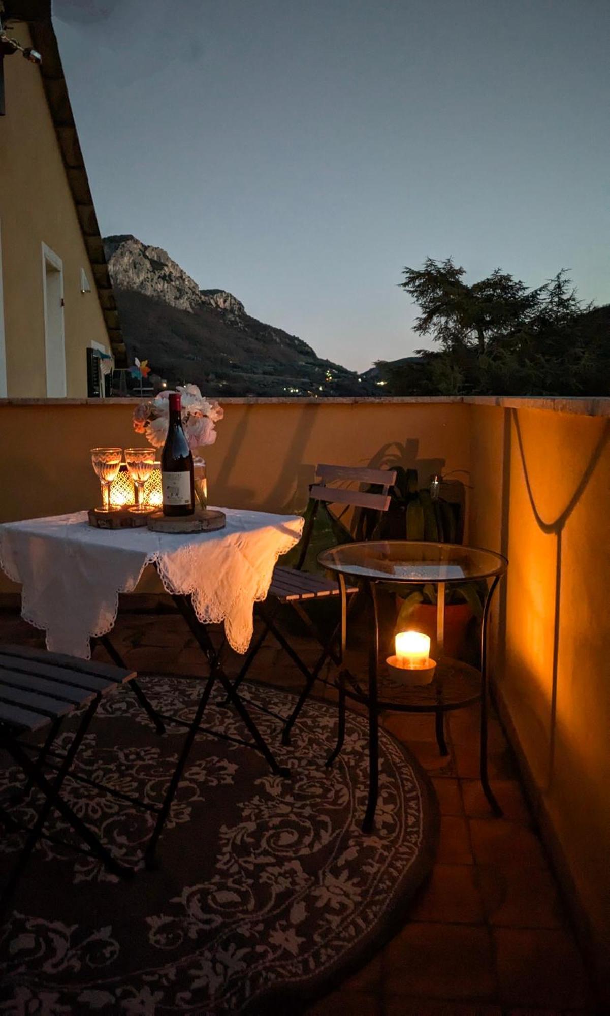 Casa Viola Bed And Breakfast Dimora Di Campagna Calice Ligure Kültér fotó