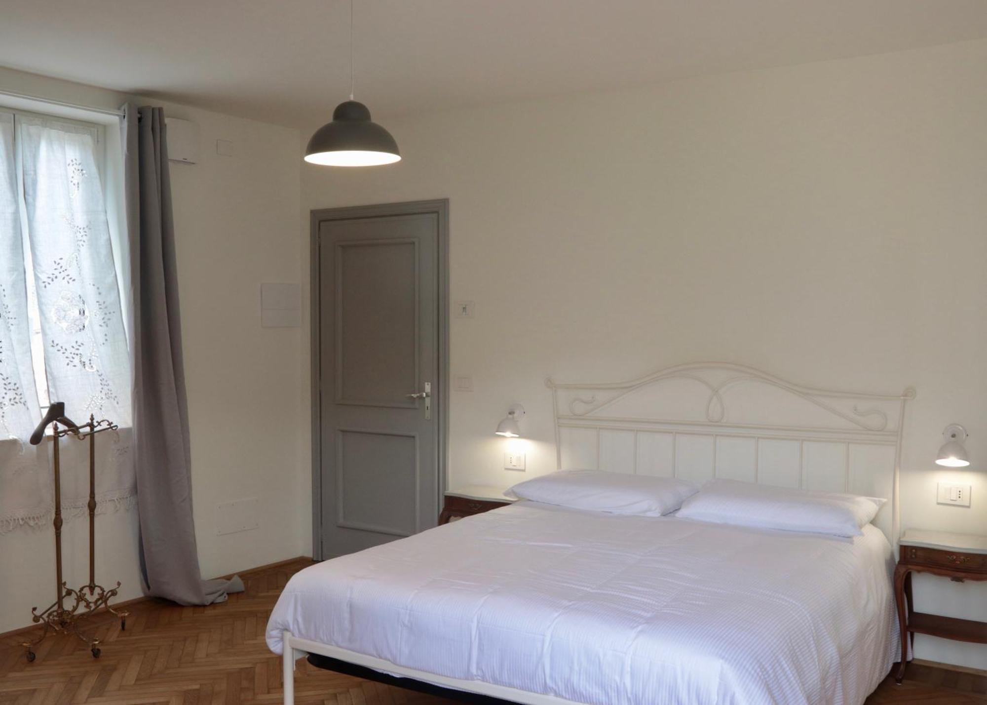 Casa Viola Bed And Breakfast Dimora Di Campagna Calice Ligure Kültér fotó